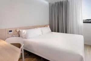 B&B HOTEL Famalicão - Viatodos