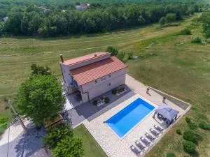 HOLIDAY HOME MARTINA, Vinjani - Imotski - Bilopavlovići