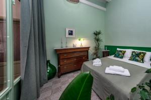 Charming apartment with balcony in the historic center