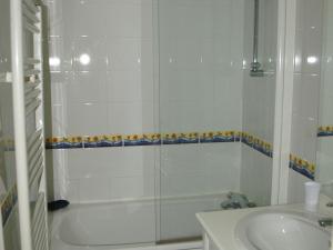 Studio cabine cosy pied des pistes avec balcon et casier à skis - FR-1-557-16