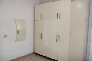 Bledis Comfy Apartment in New Blvd Free Parking