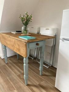 Cosy 2 bed terraced house in Conwy