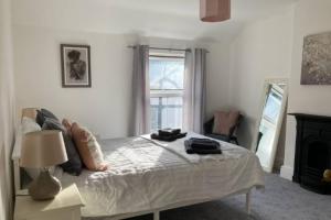 Cosy 2 bed terraced house in Conwy