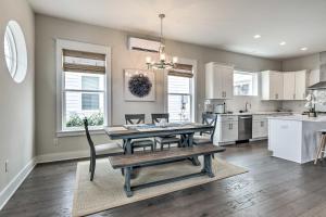 Inlet Beach Cottage Close to Beach Access!