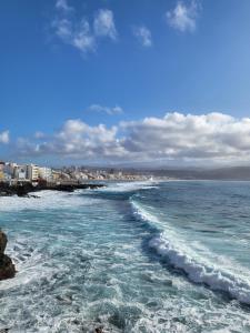 Apartamento calandria confital para 8 con terraza y BBQ próxima playa