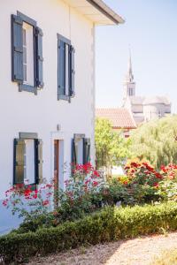 Maisons d'hotes Maison Gamboia, chambres et table d'hotes au calme avec jardin : photos des chambres