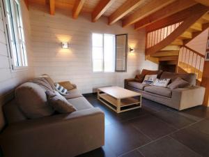 Maisons de vacances Maison spacieuse a 10 min de la plage de Kerel, grand jardin, sans wifi ni TV, ideale pour se deconnecter - FR-1-418-6 : photos des chambres