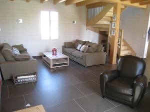 Maisons de vacances Maison spacieuse a 10 min de la plage de Kerel, grand jardin, sans wifi ni TV, ideale pour se deconnecter - FR-1-418-6 : photos des chambres