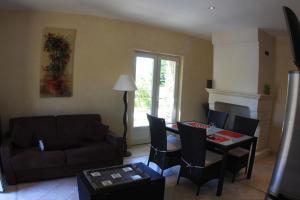 Villas Les Pres de Gordes : photos des chambres