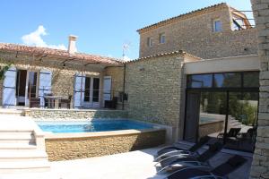 Villas Les Pres de Gordes : photos des chambres