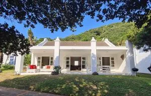 Villa Songo, Estuary Country Estate - INVERTER & RENOVATED - Glenmore Beach
