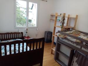 Villas Belle maison, beau quartier, piscine, proche centre, 5 chambres : photos des chambres