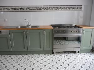 Belle maison, beau quartier, piscine, proche centre, 5 chambres