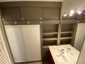 Studio confort cabine - Pied des pistes avec balcon sud - FR-1-181-2559