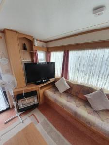 Fantasy Island 6 Berth 576