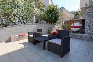 Double Room Vrbnik 5299b