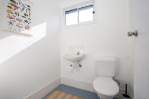 Fishery Road Cottage Pet Friendly 2 Mins Walk to Beach