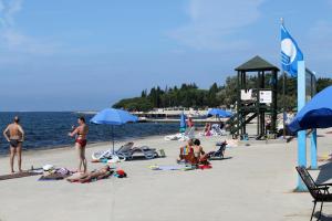 Apartments with a parking space Kukci, Porec - 7166