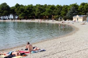 Apartments with a parking space Umag - 7073 