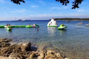 Apartments with a parking space Vrsar, Porec - 7129