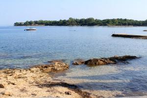 Apartments with a parking space Savudrija, Umag - 13589 
