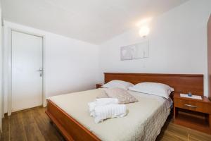 Studio with Terrace and Sea View room in Studio Lavdara 435b