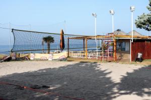 Apartments with a parking space Umag - 16354 