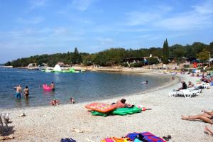 Apartments with a parking space Tar, Porec - 16475 