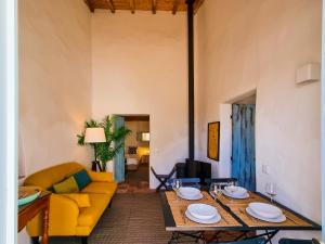 FLH Vale Judeu Rustic Mezzanine Cottage I