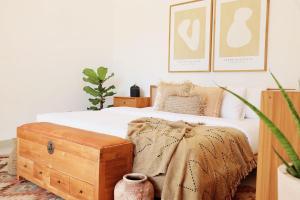 Beautiful Tropical-Boho 3BR Villa, Berawa Canggu, Bali