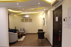 جراند افيكس - Grand Affix - فئه التصنيف اقتصادي