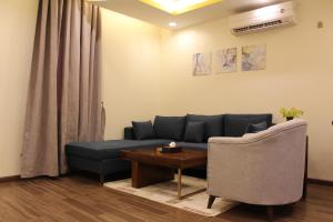 جراند افيكس - Grand Affix - فئه التصنيف اقتصادي