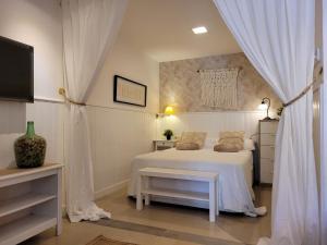 "COZY LOFT", TERRACE, PARKING and SWIMMING POOL