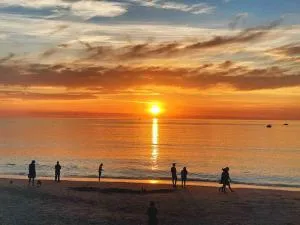 Beach apartment 10/22 esplanade sea-views - Plympton