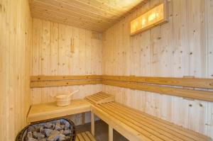 Znamirowickachata SAUNA JACUZZI SPA