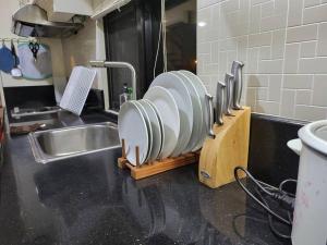 Sheryll Escapes - Kandi Resort-type Spacious 1 BR loft with Netflix and free Housekeeping