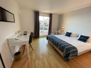 Hotels Hotel Le Bon Port : Chambre Double - Vue sur Mer