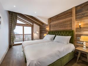 Chalet de luxe avec sauna à Courchevel - FR-1-563-89