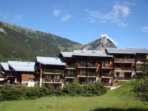 Appartements Appartement Pralognan-la-Vanoise, 2 pieces, 4 personnes - FR-1-464-93 : Appartement (4 Adultes)