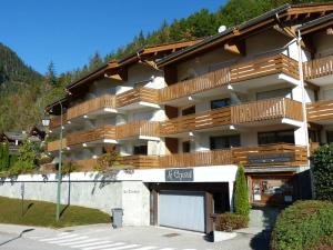 Appartements Appartement La Clusaz, 2 pieces, 4 personnes - FR-1-304-15 : Appartement (4 Adultes)