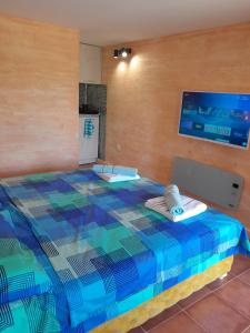 Golden House Apartments