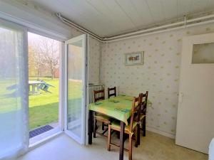 Aix-les-Bains : T2 RDC Maison avec Jardin, Animaux admis - FR-1-555-5