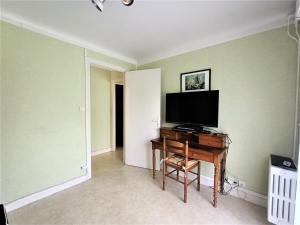 Aix-les-Bains : T2 RDC Maison avec Jardin, Animaux admis - FR-1-555-5