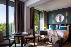 Hotels Howard sur Seine - Asnieres Paris La Defense : photos des chambres