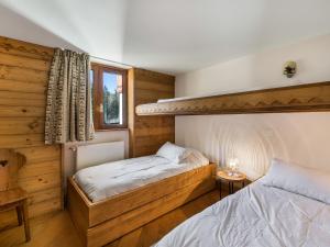 Appartement skis aux pieds, 3 chambres, Courchevel 1850 - FR-1-564-26