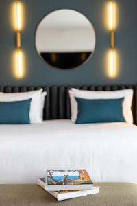 Hotels Howard sur Seine - Asnieres Paris La Defense : photos des chambres