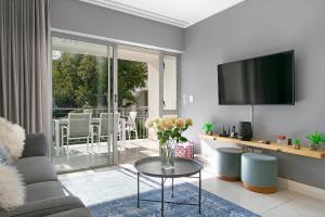 Century City Luxury Two Bedroom Apartment