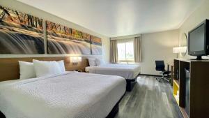 Days Inn by Wyndham Columbus IN