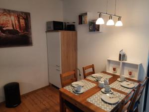 Apartment 560