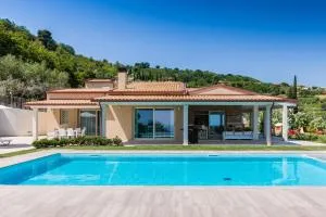 Villa Lerant - 阿夸维瓦皮切纳